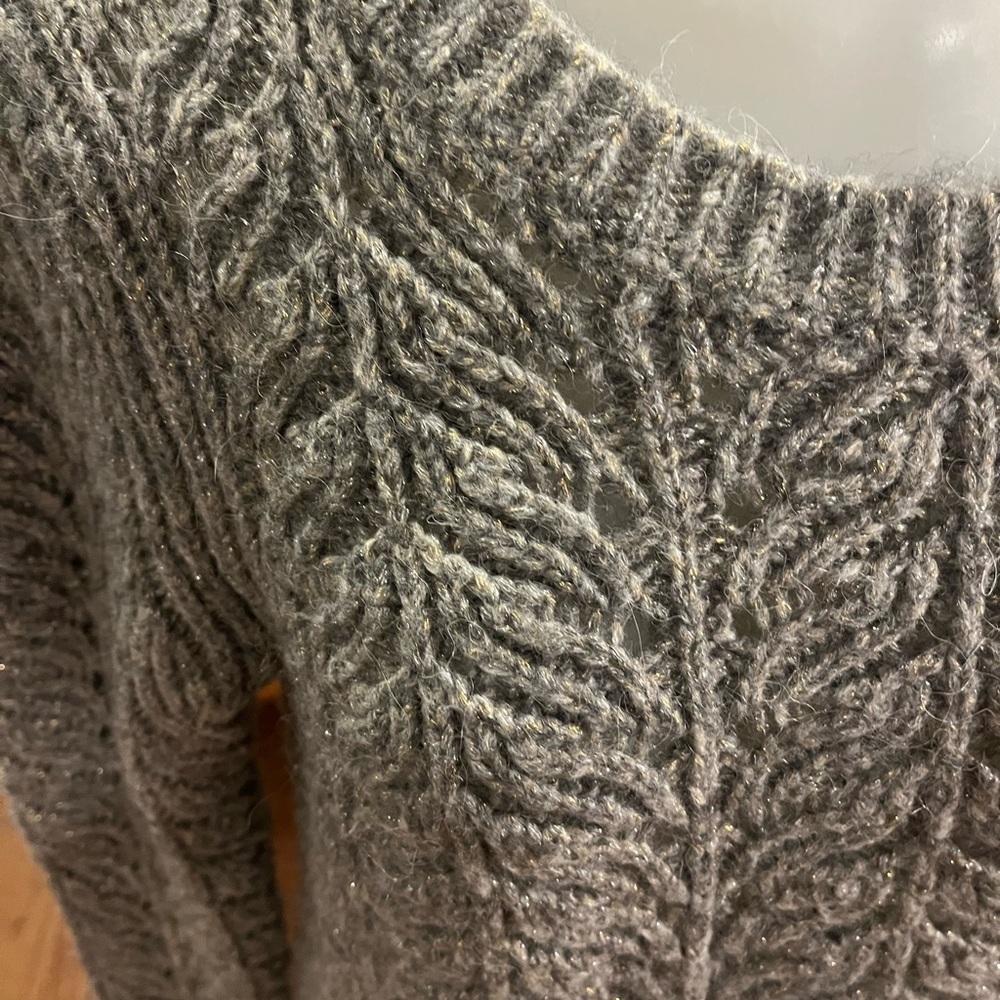 Banana Republic Gray Metallic Leaf Wool Blend Sweater size M - Picture 4 of 7